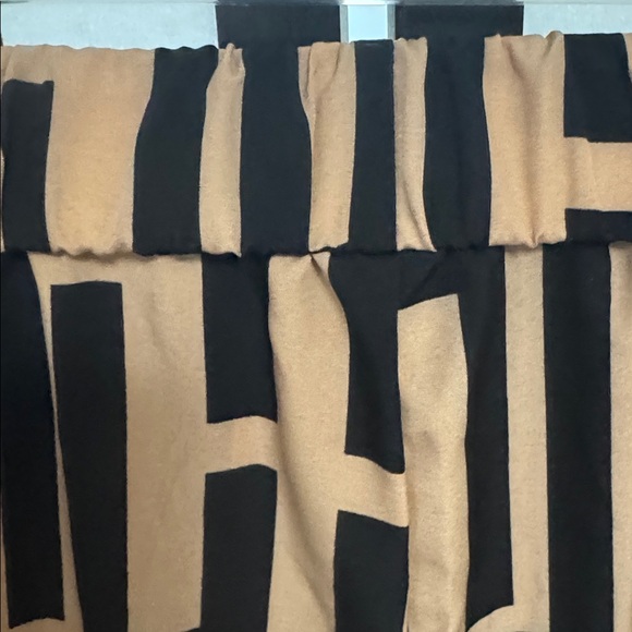 Designer Style Set Geometric Patterned Blouse & Wide Leg Pants NWT Sz Large - Picture 12 of 13